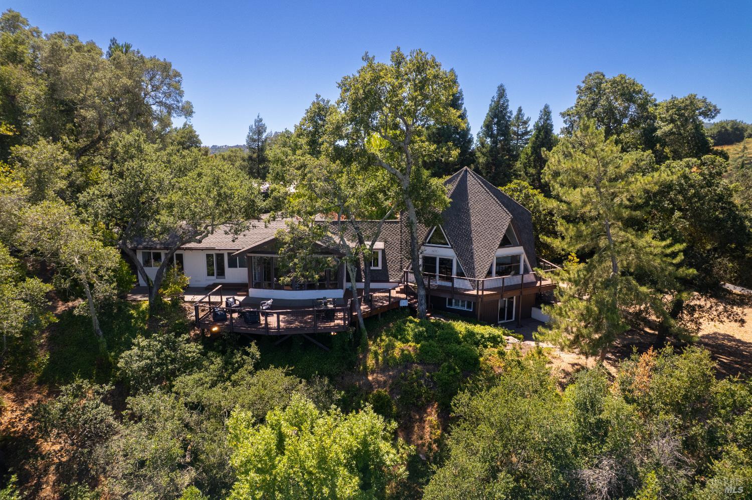 Detail Gallery Image 39 of 44 For 3051 Redwood Rd, Napa,  CA 94558 - 3 Beds | 4 Baths
