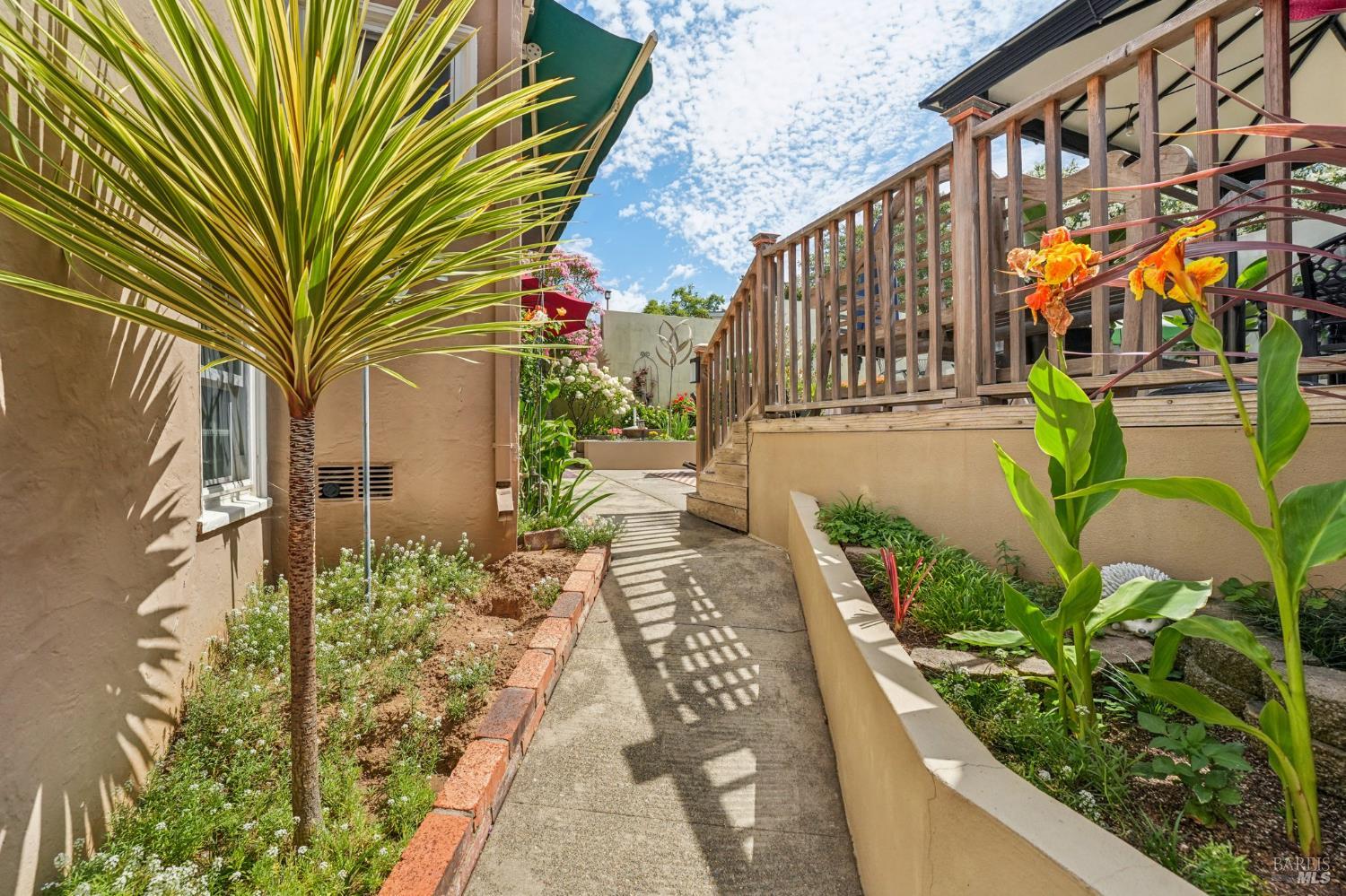 Detail Gallery Image 62 of 68 For 1072 Raymond Ave, Napa,  CA 94559 - 3 Beds | 1/1 Baths