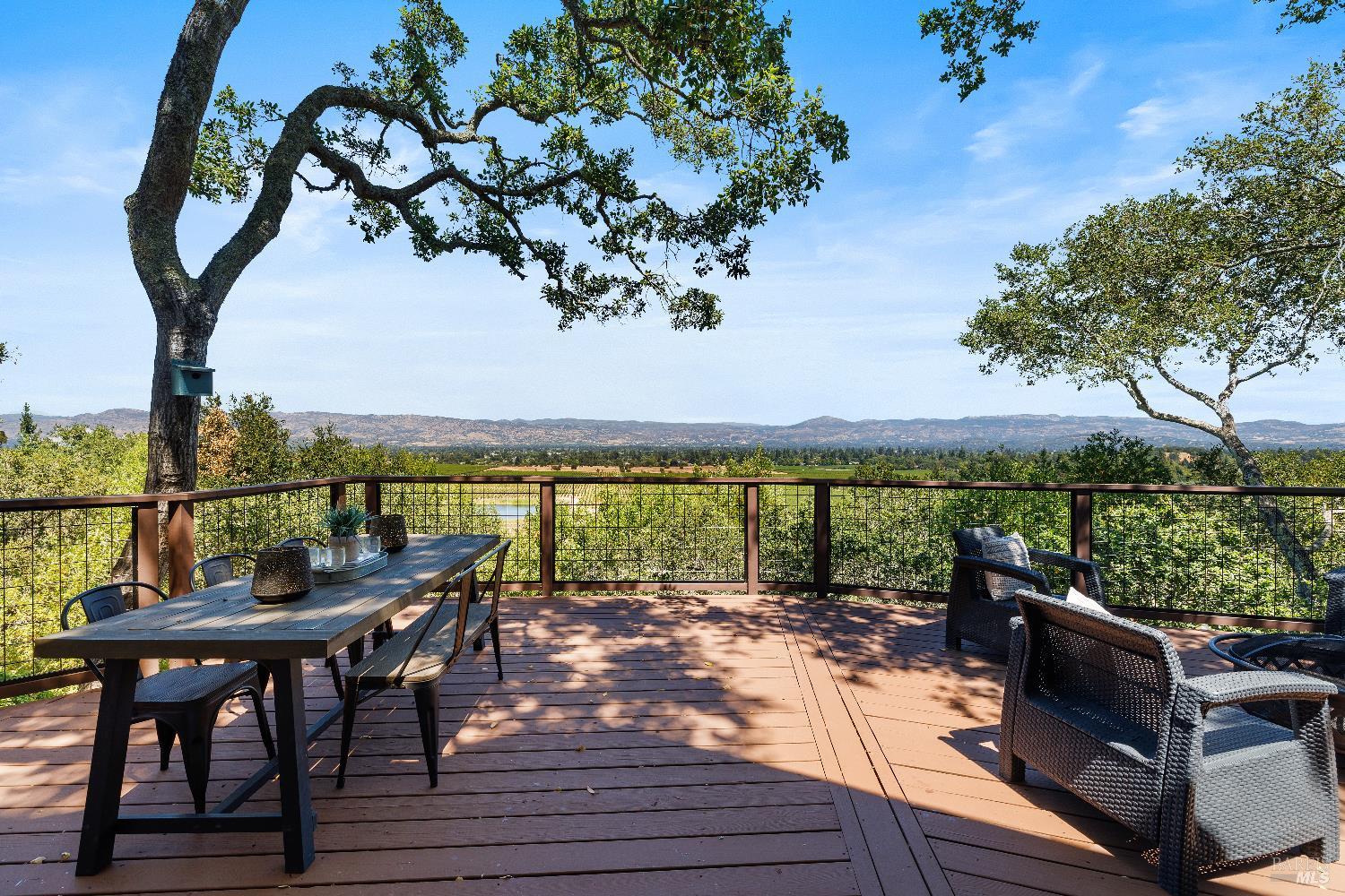 Detail Gallery Image 32 of 44 For 3051 Redwood Rd, Napa,  CA 94558 - 3 Beds | 4 Baths