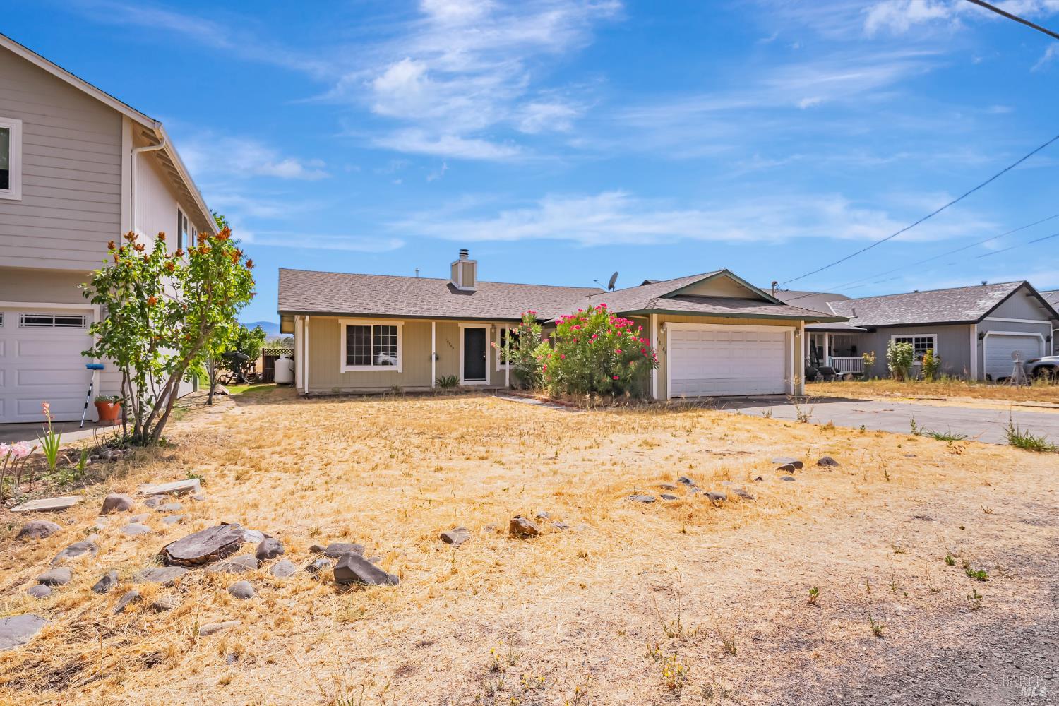 Detail Gallery Image 4 of 32 For 18569 Spyglass Rd, Hidden Valley Lake,  CA 95467 - 2 Beds | 2 Baths