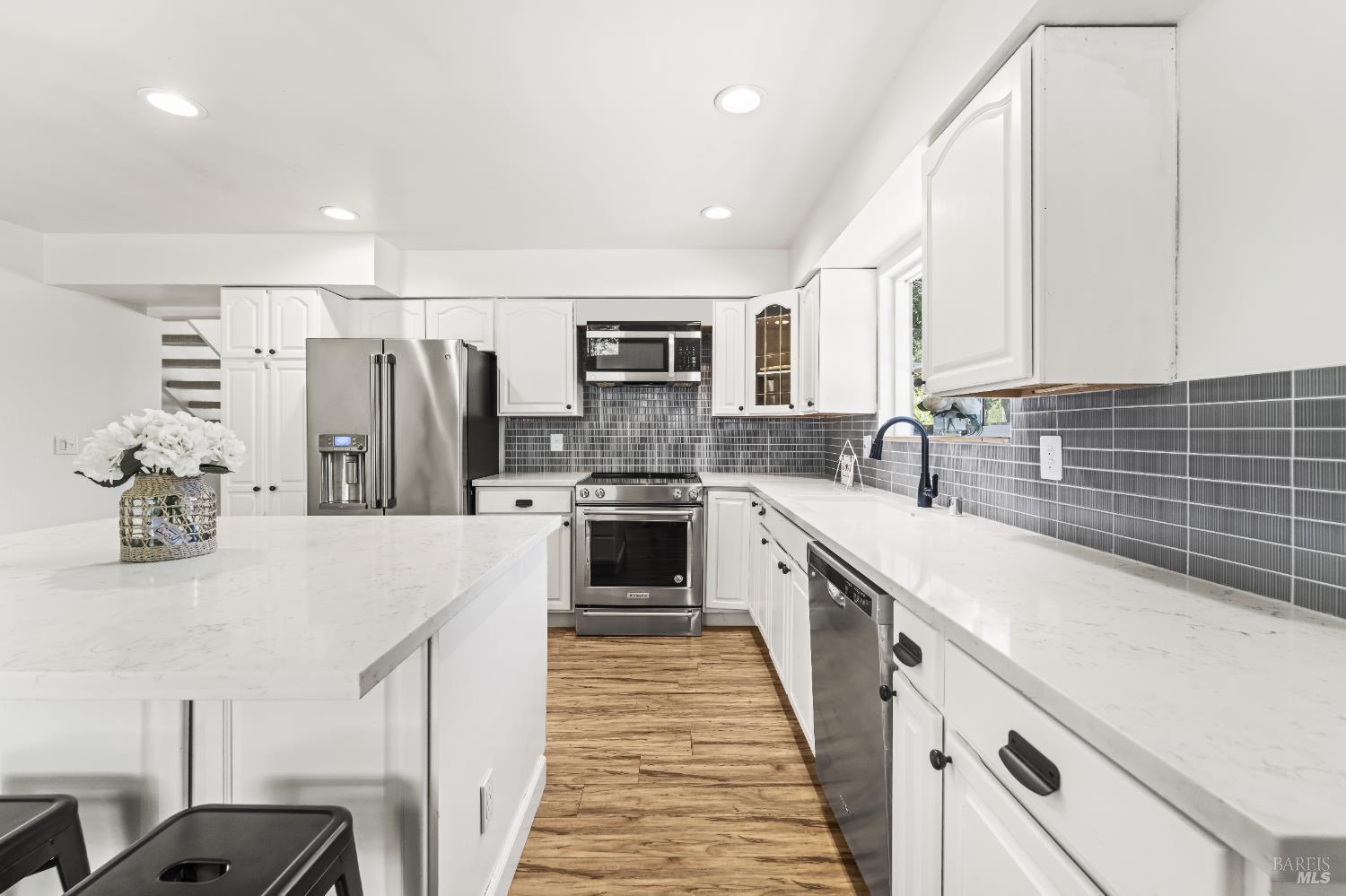 Detail Gallery Image 9 of 35 For 2246 Carver Pl, Fairfield,  CA 94533 - 4 Beds | 2 Baths