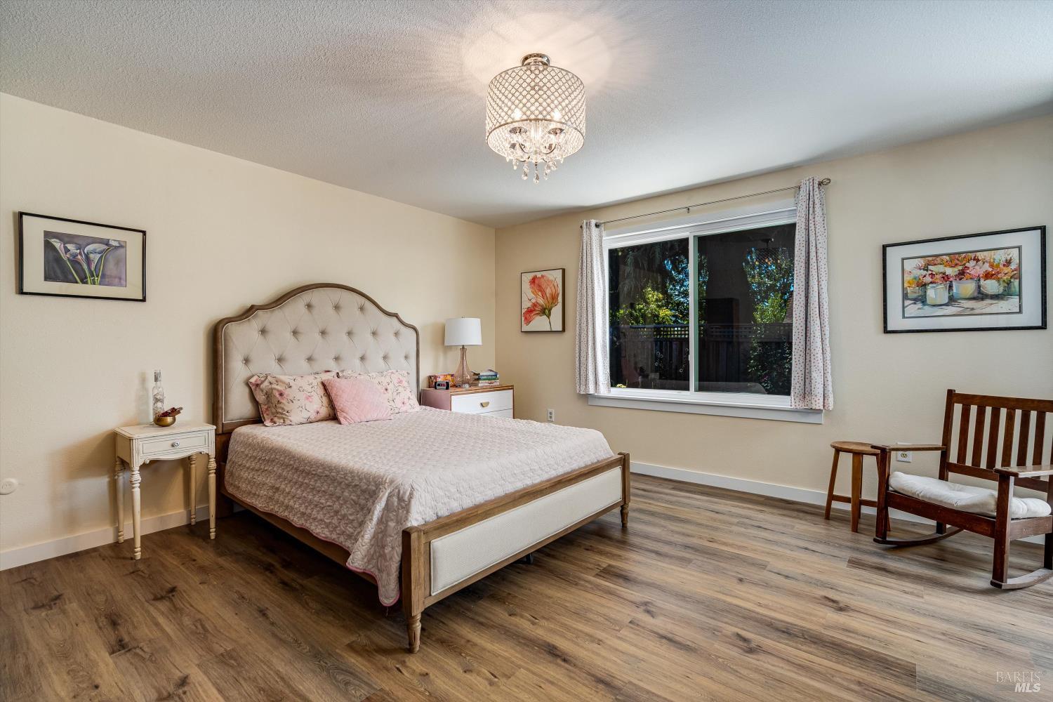 Detail Gallery Image 18 of 32 For 113 Sherwood Dr, Santa Rosa,  CA 95405 - 4 Beds | 2 Baths