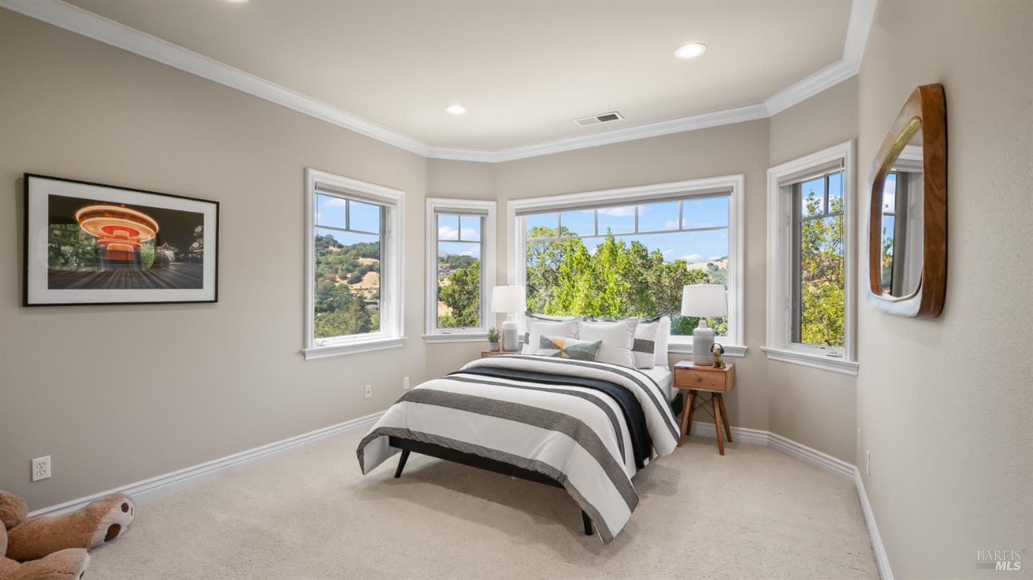 Detail Gallery Image 47 of 83 For 1 the Alameda Knls, San Anselmo,  CA 94960 - 5 Beds | 5/1 Baths