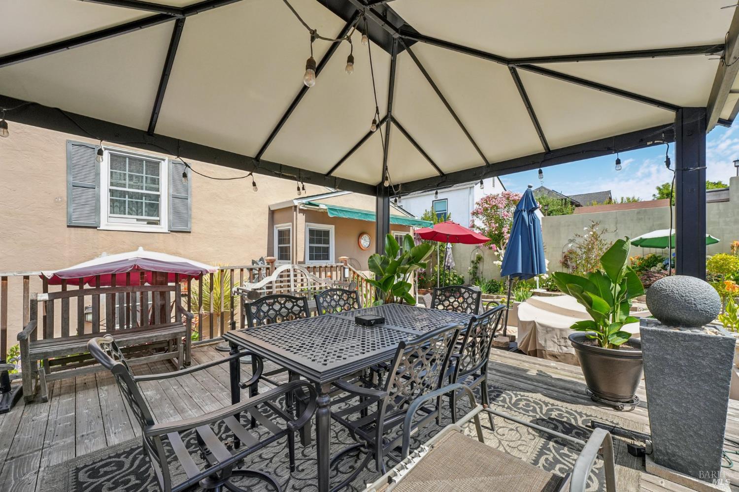 Detail Gallery Image 59 of 68 For 1072 Raymond Ave, Napa,  CA 94559 - 3 Beds | 1/1 Baths