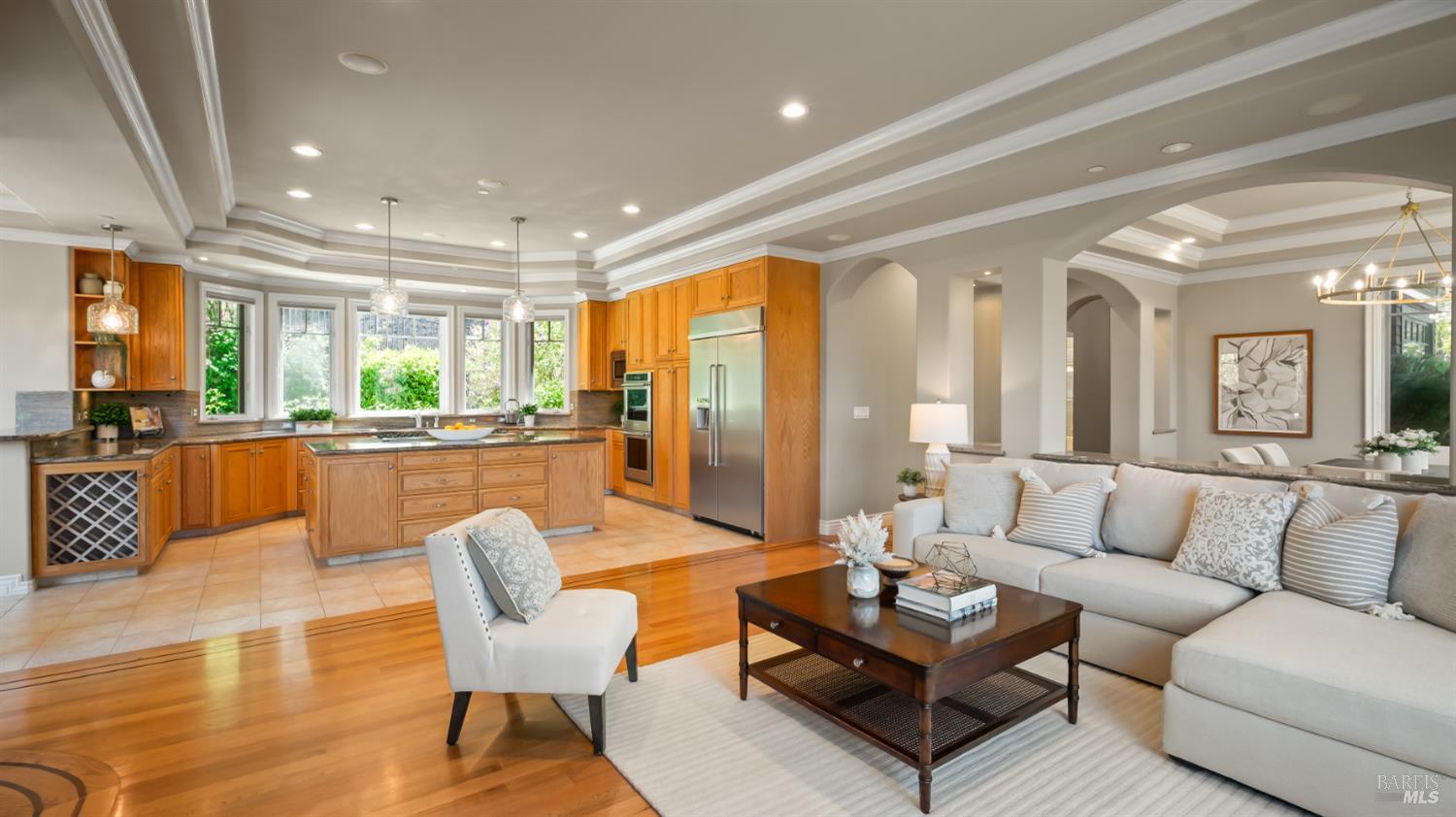 Detail Gallery Image 14 of 83 For 1 the Alameda Knls, San Anselmo,  CA 94960 - 5 Beds | 5/1 Baths