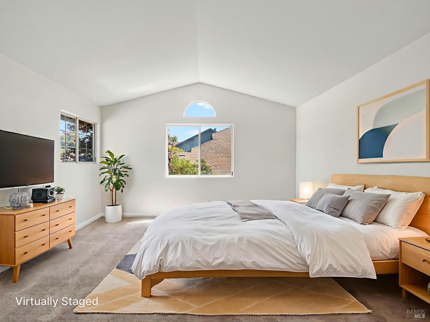 Detail Gallery Image 27 of 47 For 688 Natalie Dr, Windsor,  CA 95492 - 5 Beds | 3 Baths