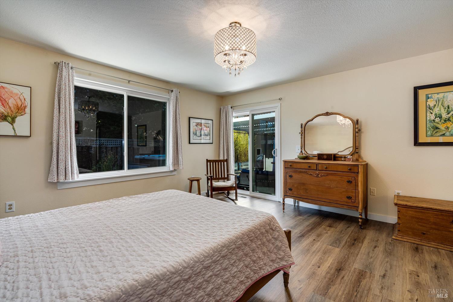 Detail Gallery Image 19 of 32 For 113 Sherwood Dr, Santa Rosa,  CA 95405 - 4 Beds | 2 Baths