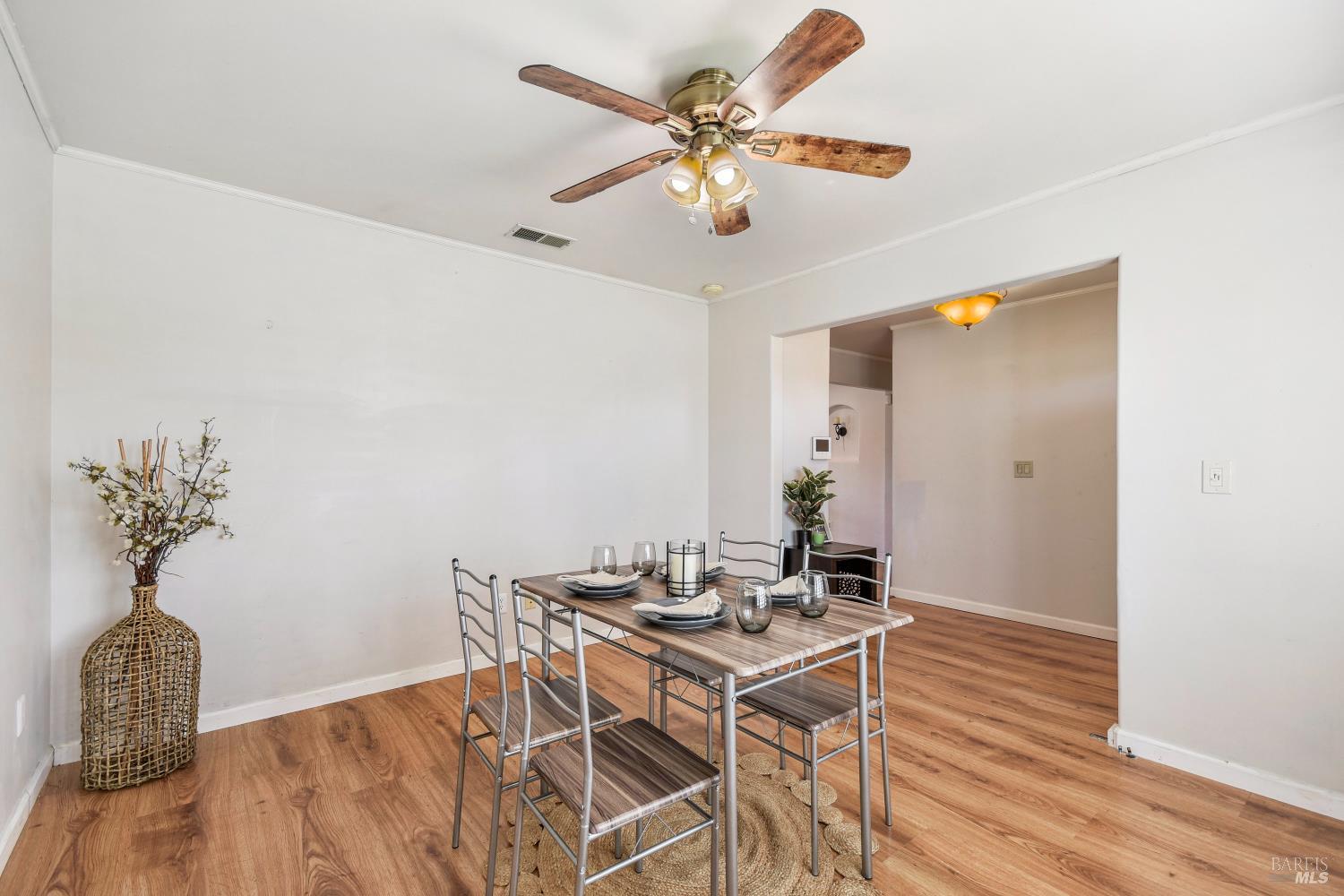 Detail Gallery Image 10 of 45 For 56 Terry Ln, Suisun City,  CA 94585 - 3 Beds | 2 Baths