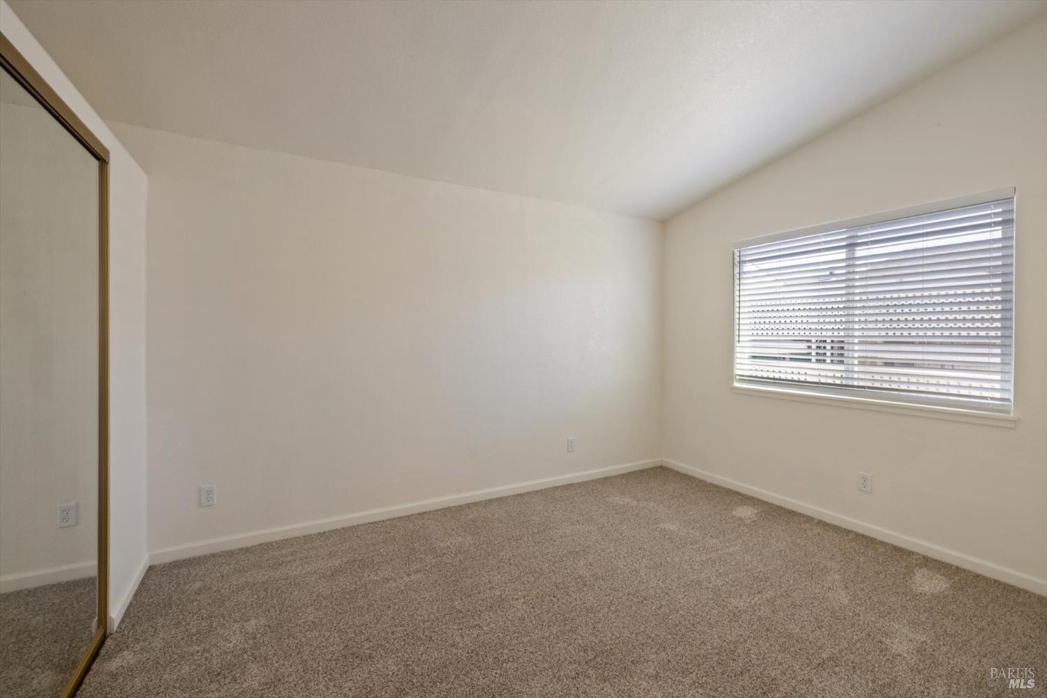 Detail Gallery Image 25 of 39 For 209 Shirley Ct 116, Napa,  CA 94558 - 2 Beds | 2 Baths