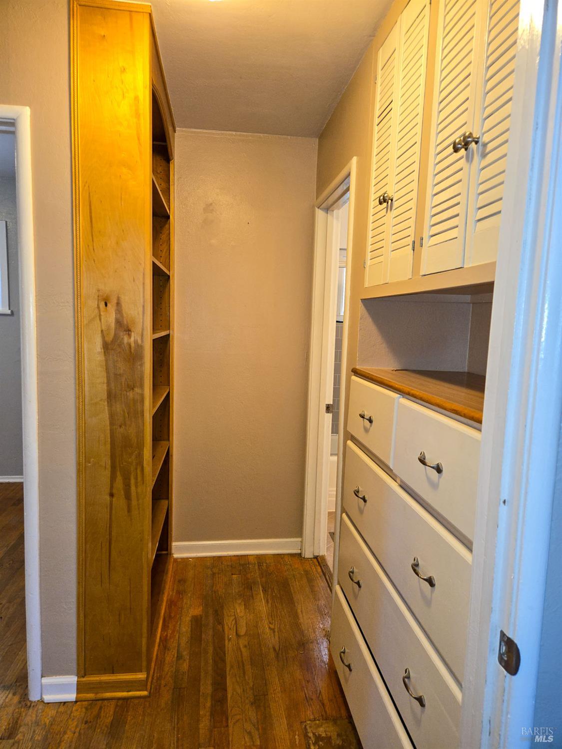 Detail Gallery Image 18 of 31 For 611 Hawthorne Ln, Willits,  CA 95490 - 2 Beds | 1 Baths