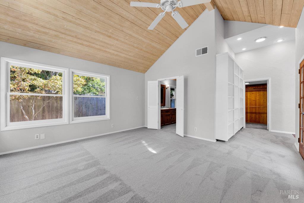 Detail Gallery Image 38 of 66 For 564 Willow Ct, Benicia,  CA 94510 - 2 Beds | 2 Baths