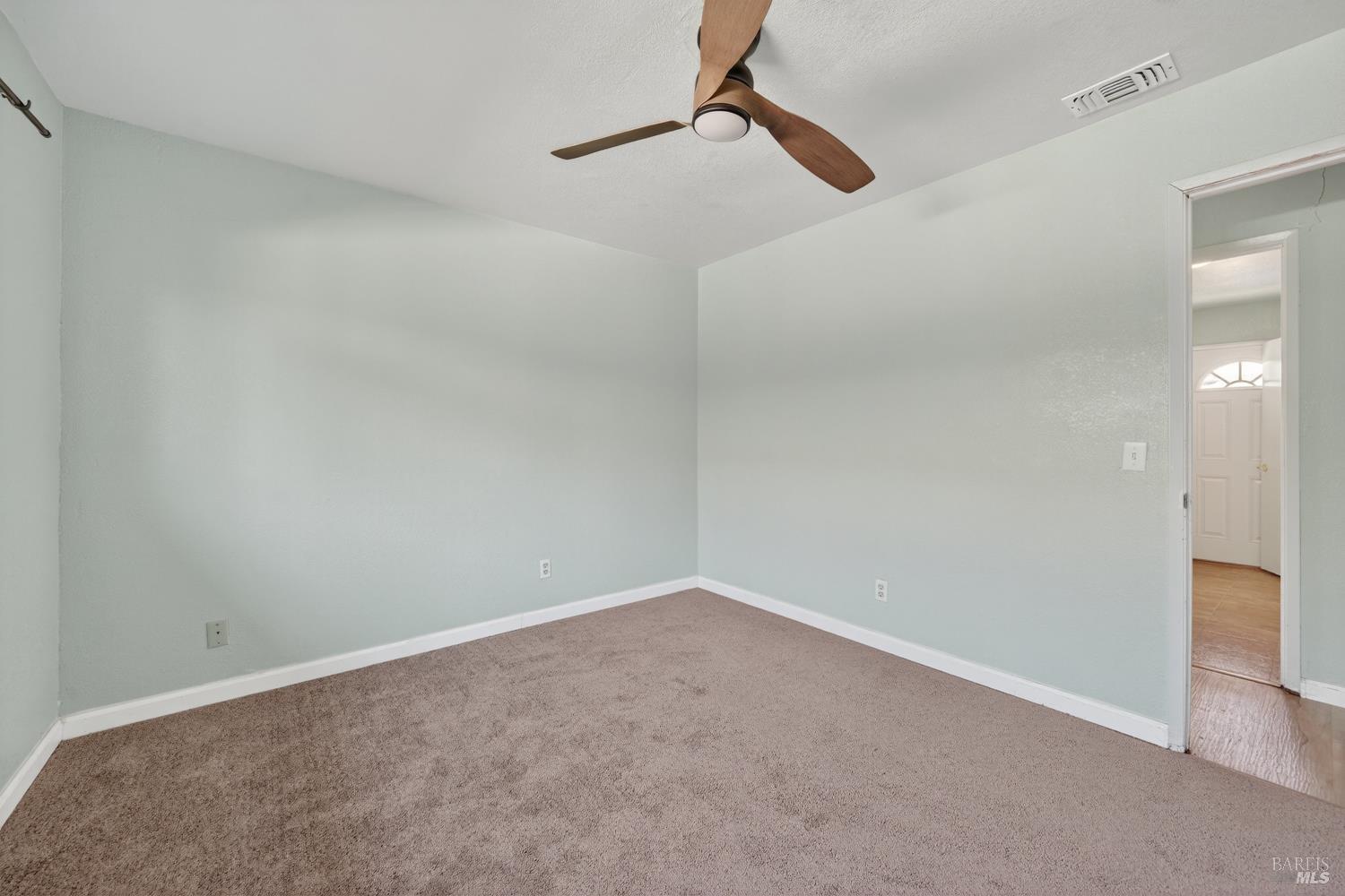 Detail Gallery Image 19 of 36 For 865 Camelia Dr, Dixon,  CA 95620 - 3 Beds | 1/1 Baths