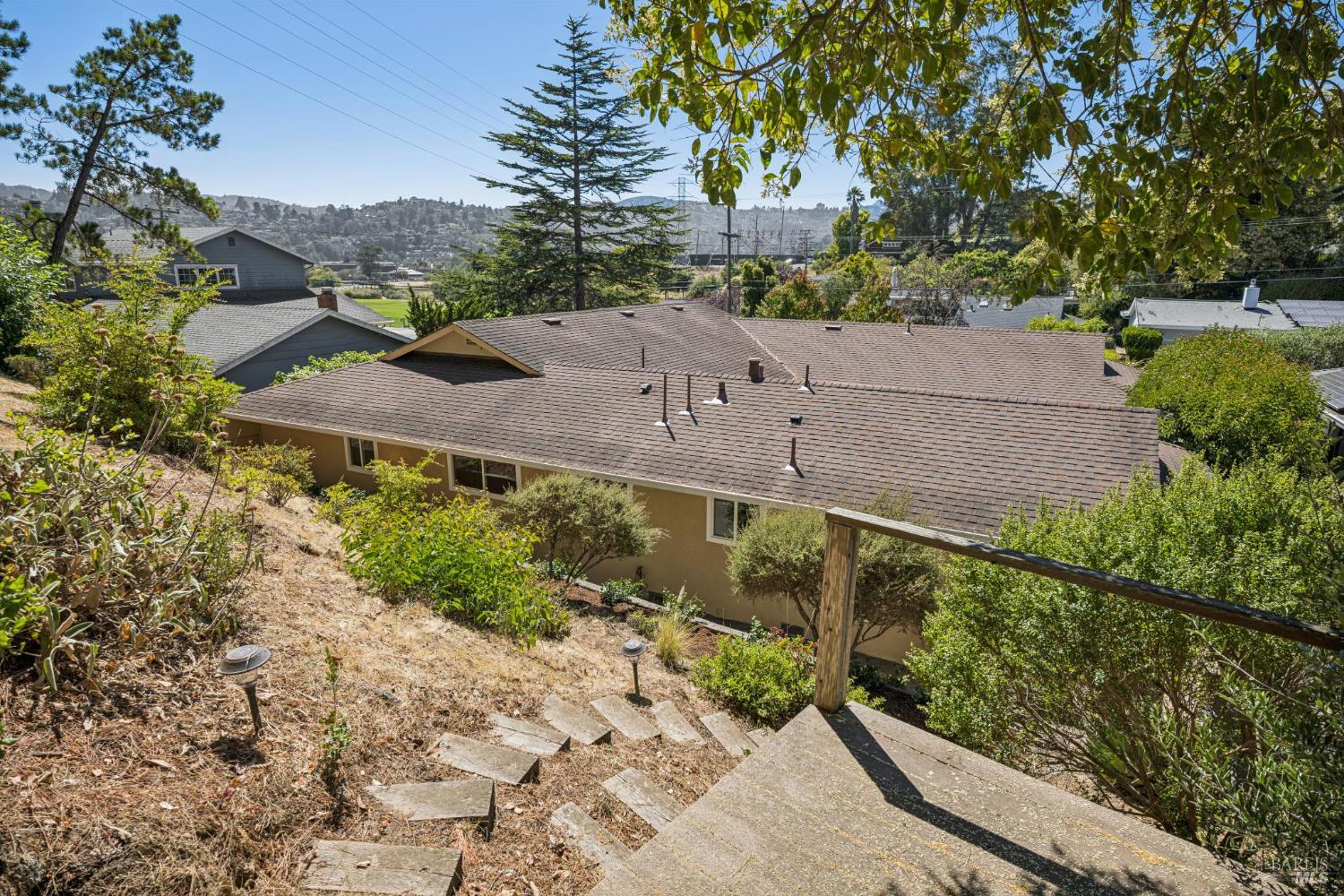 Detail Gallery Image 44 of 49 For 169 Kipling Dr, Mill Valley,  CA 94941 - 3 Beds | 2 Baths