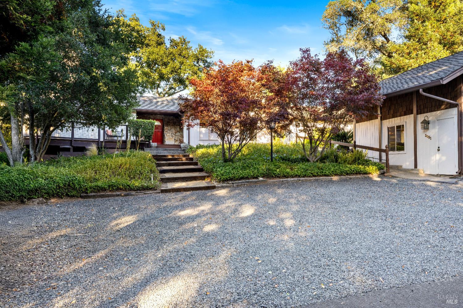 Detail Gallery Image 3 of 44 For 3051 Redwood Rd, Napa,  CA 94558 - 3 Beds | 4 Baths