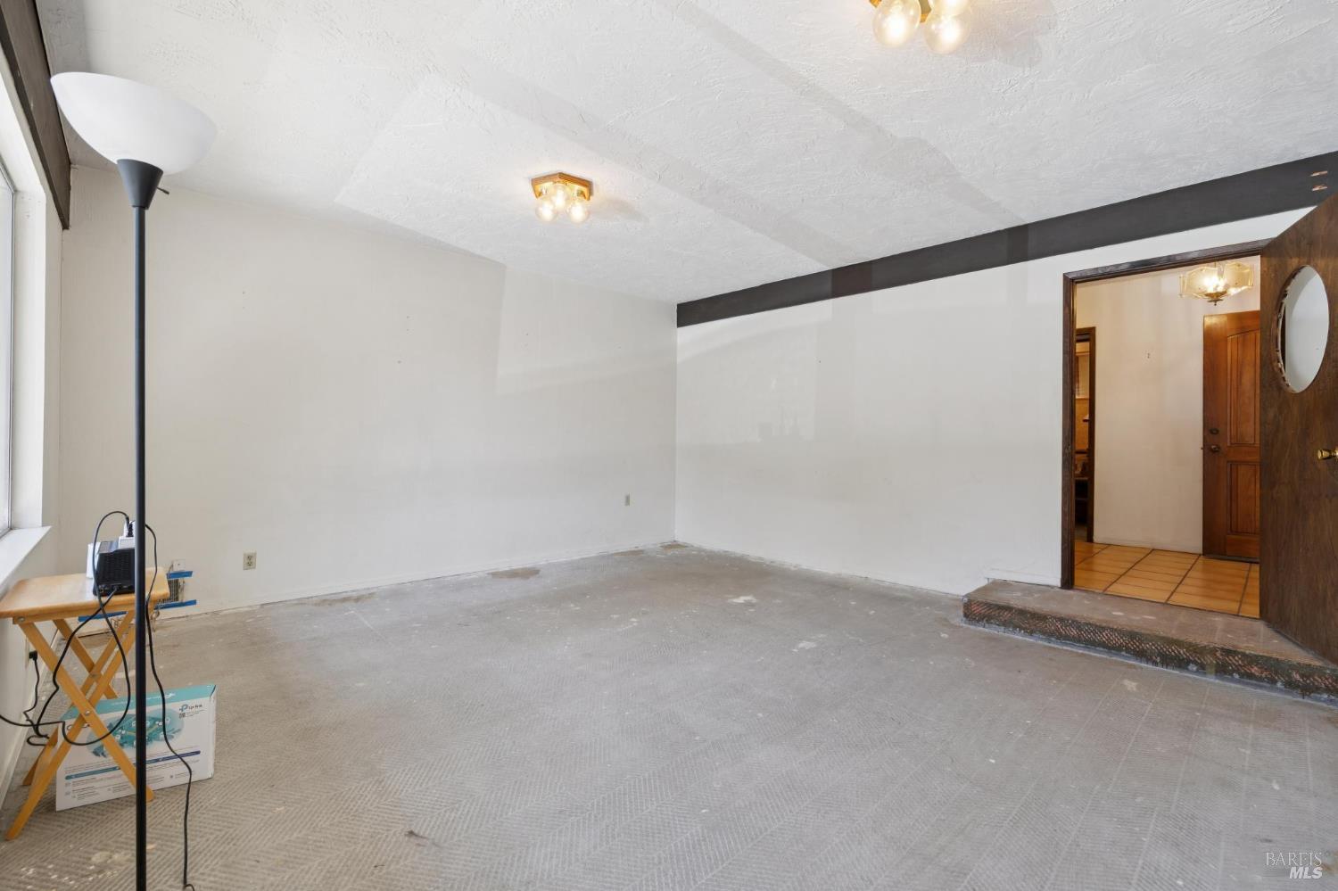 Detail Gallery Image 37 of 52 For 352 Shoreline Hwy, Mill Valley,  CA 94941 - 3 Beds | 2/1 Baths
