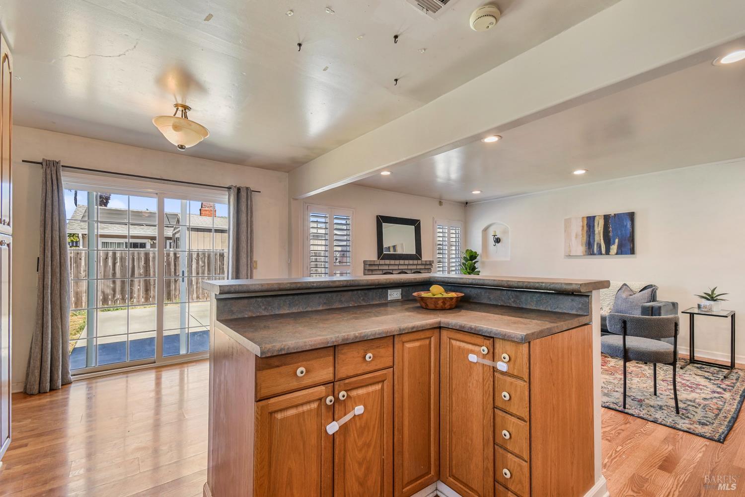 Detail Gallery Image 17 of 45 For 56 Terry Ln, Suisun City,  CA 94585 - 3 Beds | 2 Baths