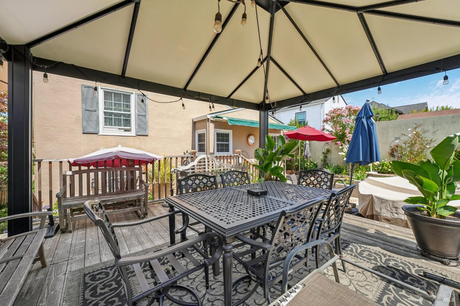 Detail Gallery Image 58 of 68 For 1072 Raymond Ave, Napa,  CA 94559 - 3 Beds | 1/1 Baths