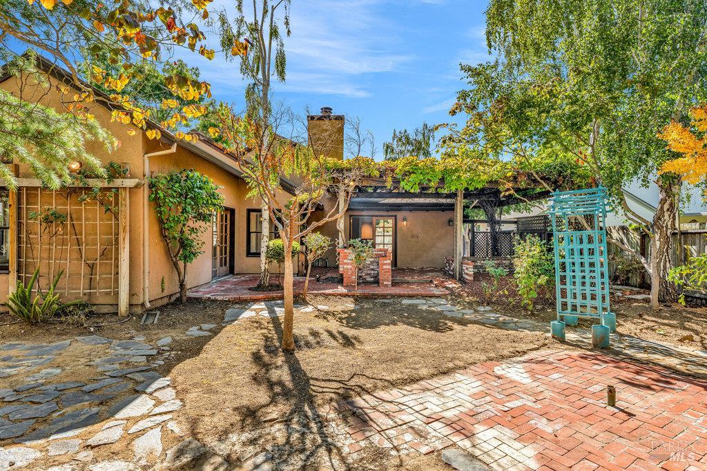 Detail Gallery Image 54 of 66 For 564 Willow Ct, Benicia,  CA 94510 - 2 Beds | 2 Baths