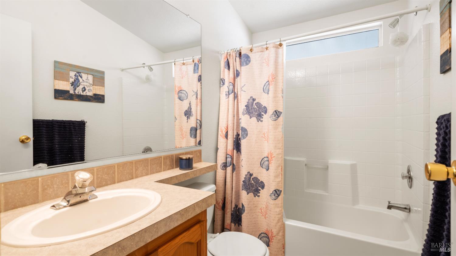 Detail Gallery Image 21 of 34 For 131 Del Paso Dr, Vacaville,  CA 95687 - 3 Beds | 2 Baths