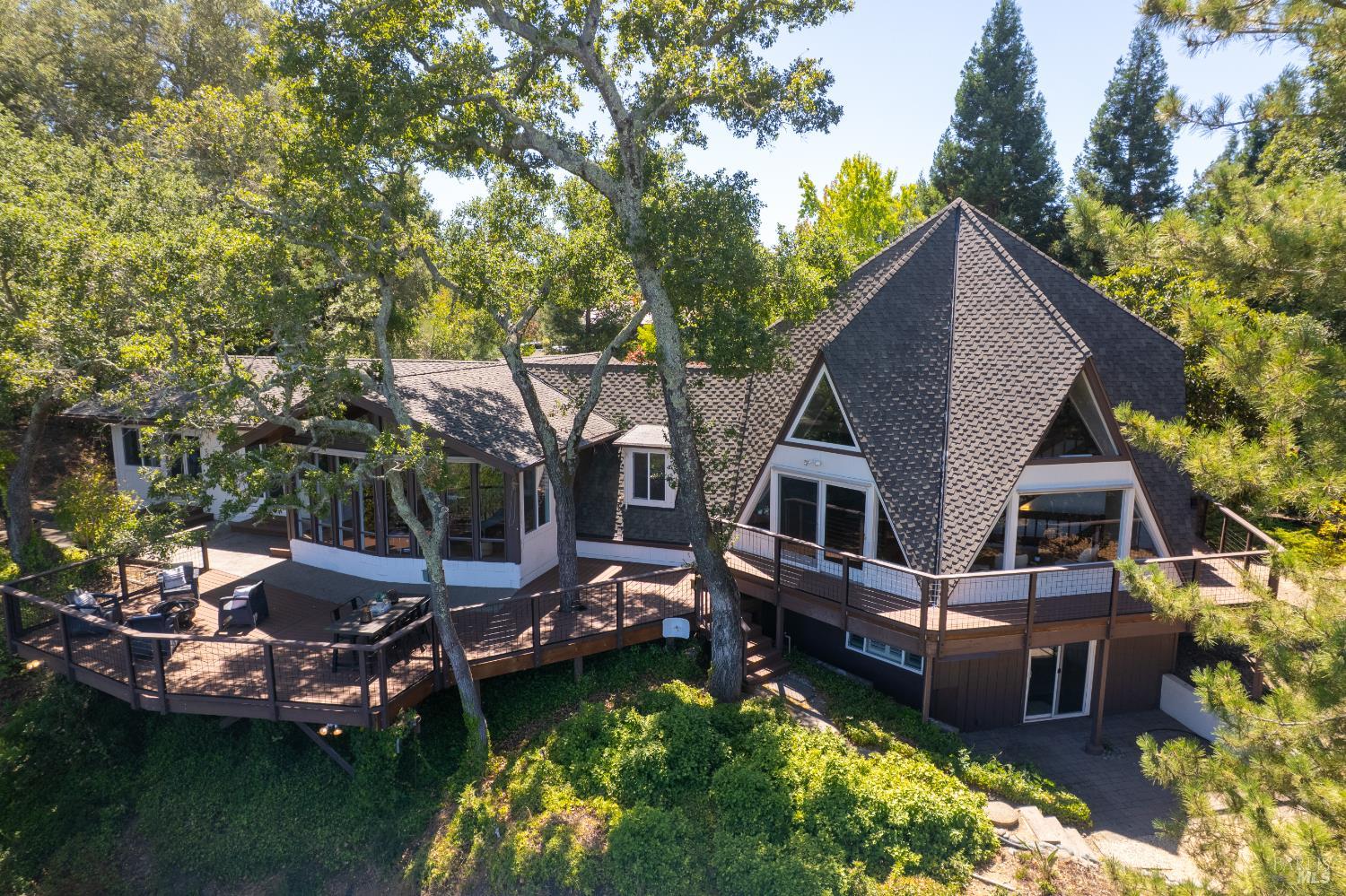 Detail Gallery Image 38 of 44 For 3051 Redwood Rd, Napa,  CA 94558 - 3 Beds | 4 Baths