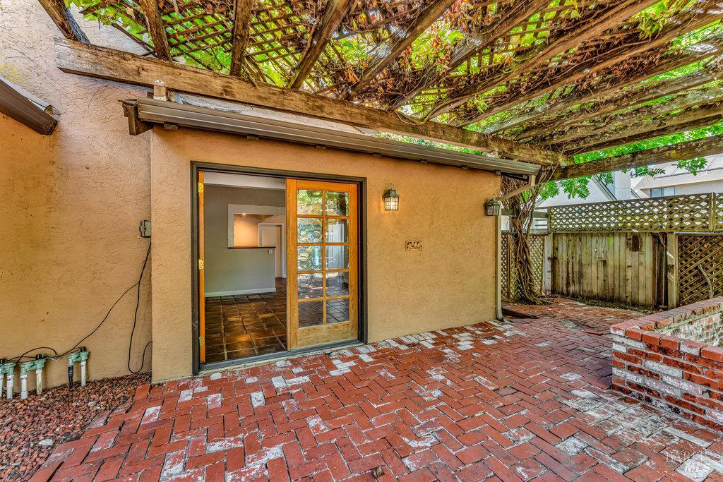 Detail Gallery Image 36 of 66 For 564 Willow Ct, Benicia,  CA 94510 - 2 Beds | 2 Baths