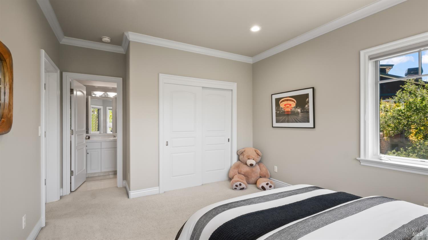 Detail Gallery Image 48 of 83 For 1 the Alameda Knls, San Anselmo,  CA 94960 - 5 Beds | 5/1 Baths