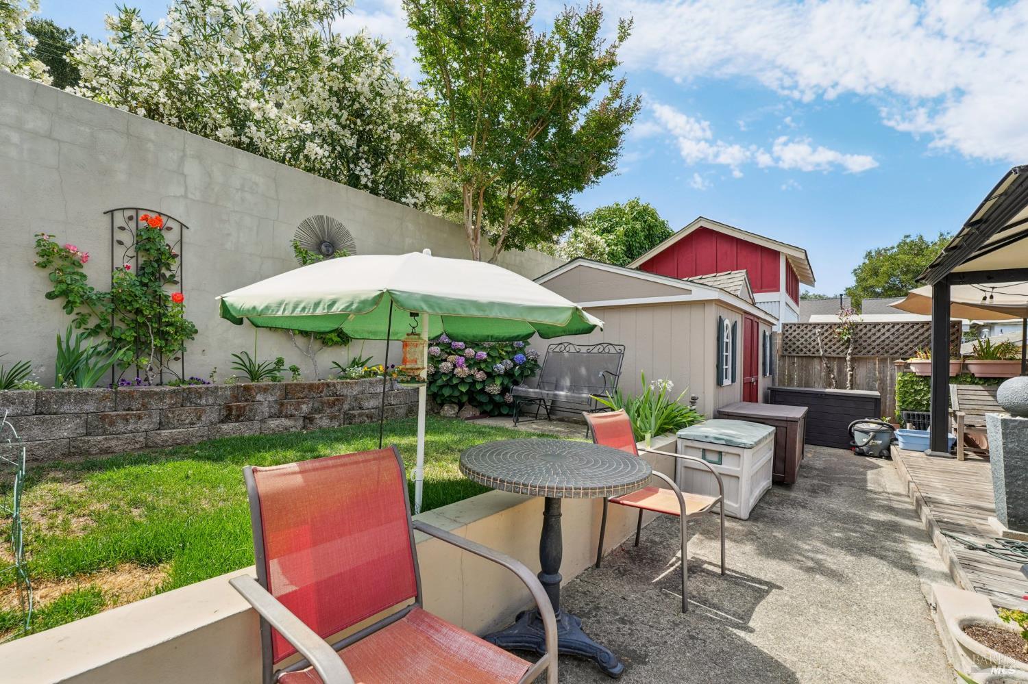 Detail Gallery Image 66 of 68 For 1072 Raymond Ave, Napa,  CA 94559 - 3 Beds | 1/1 Baths