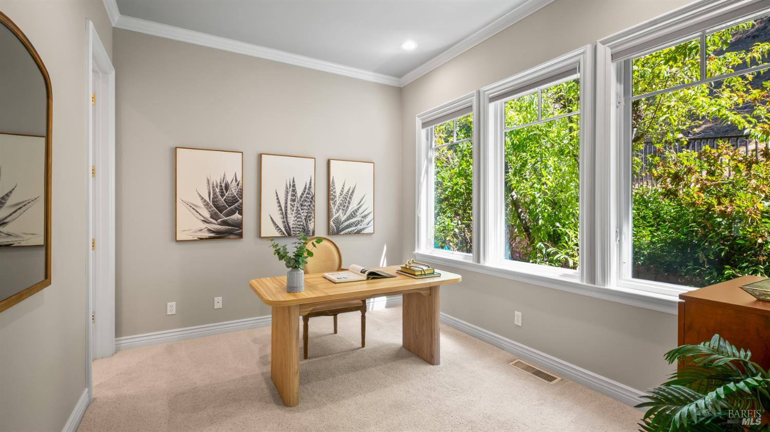 Detail Gallery Image 29 of 83 For 1 the Alameda Knls, San Anselmo,  CA 94960 - 5 Beds | 5/1 Baths