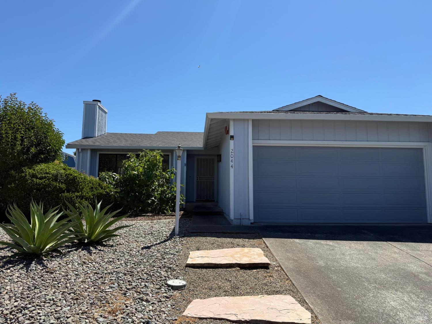 Detail Gallery Image 1 of 1 For 2044 Wildwood Ct, Napa,  CA 94559 - 2 Beds | 2 Baths