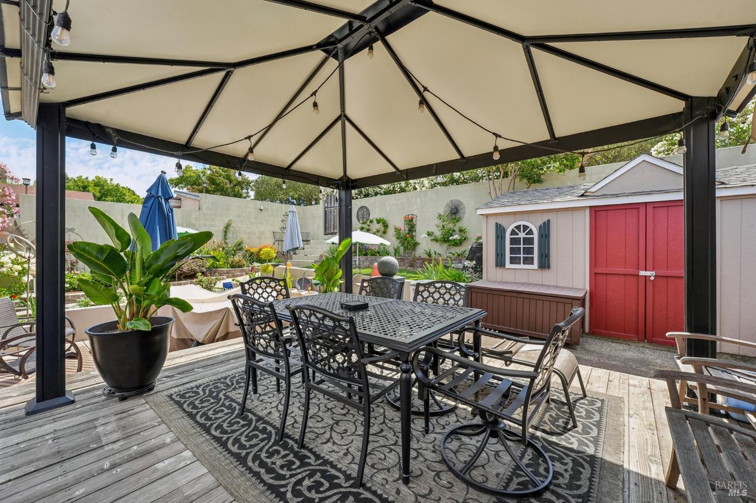 Detail Gallery Image 57 of 68 For 1072 Raymond Ave, Napa,  CA 94559 - 3 Beds | 1/1 Baths