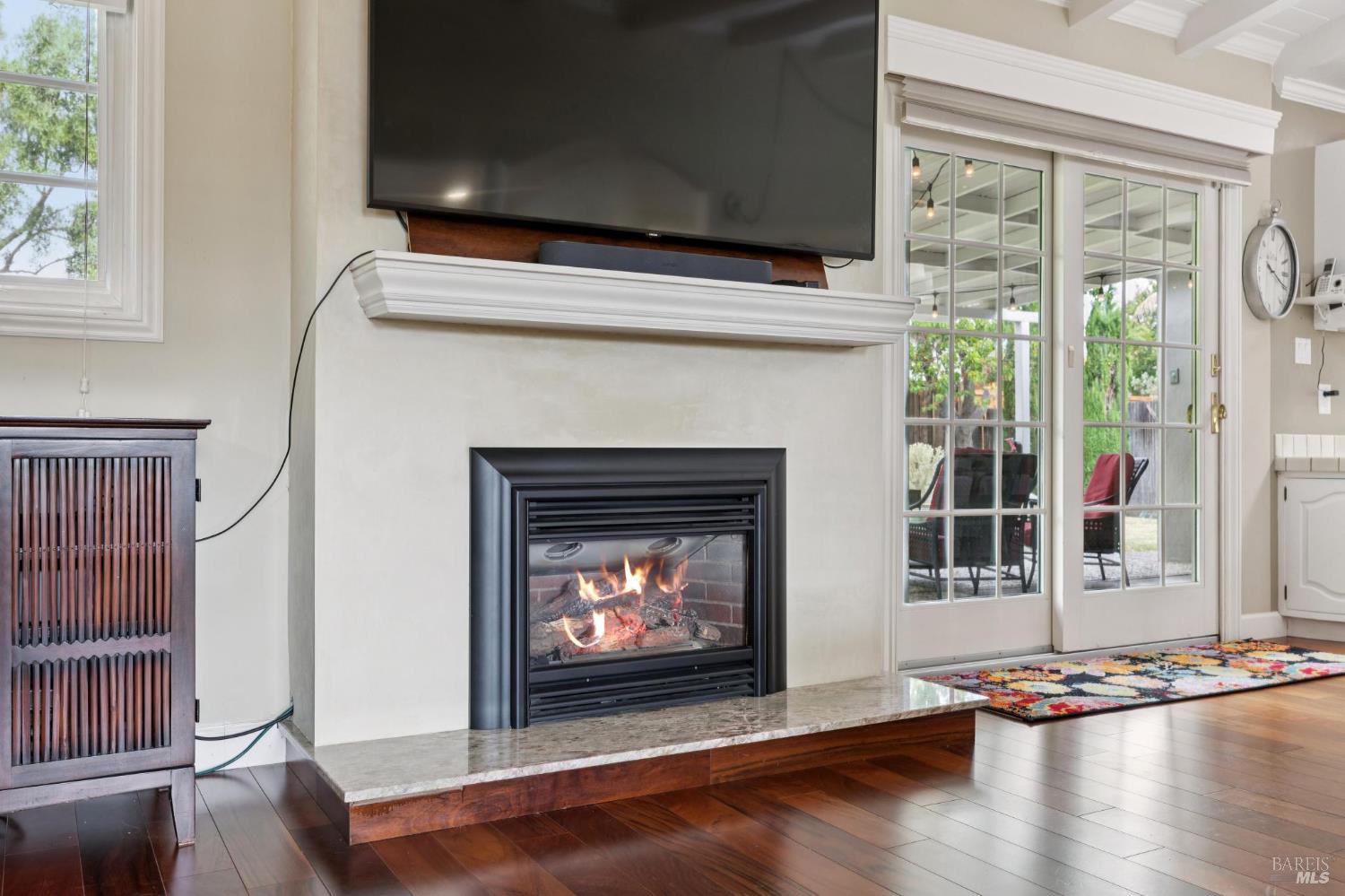 Detail Gallery Image 9 of 31 For 60 Ormond Ct, Novato,  CA 94947 - 3 Beds | 3 Baths