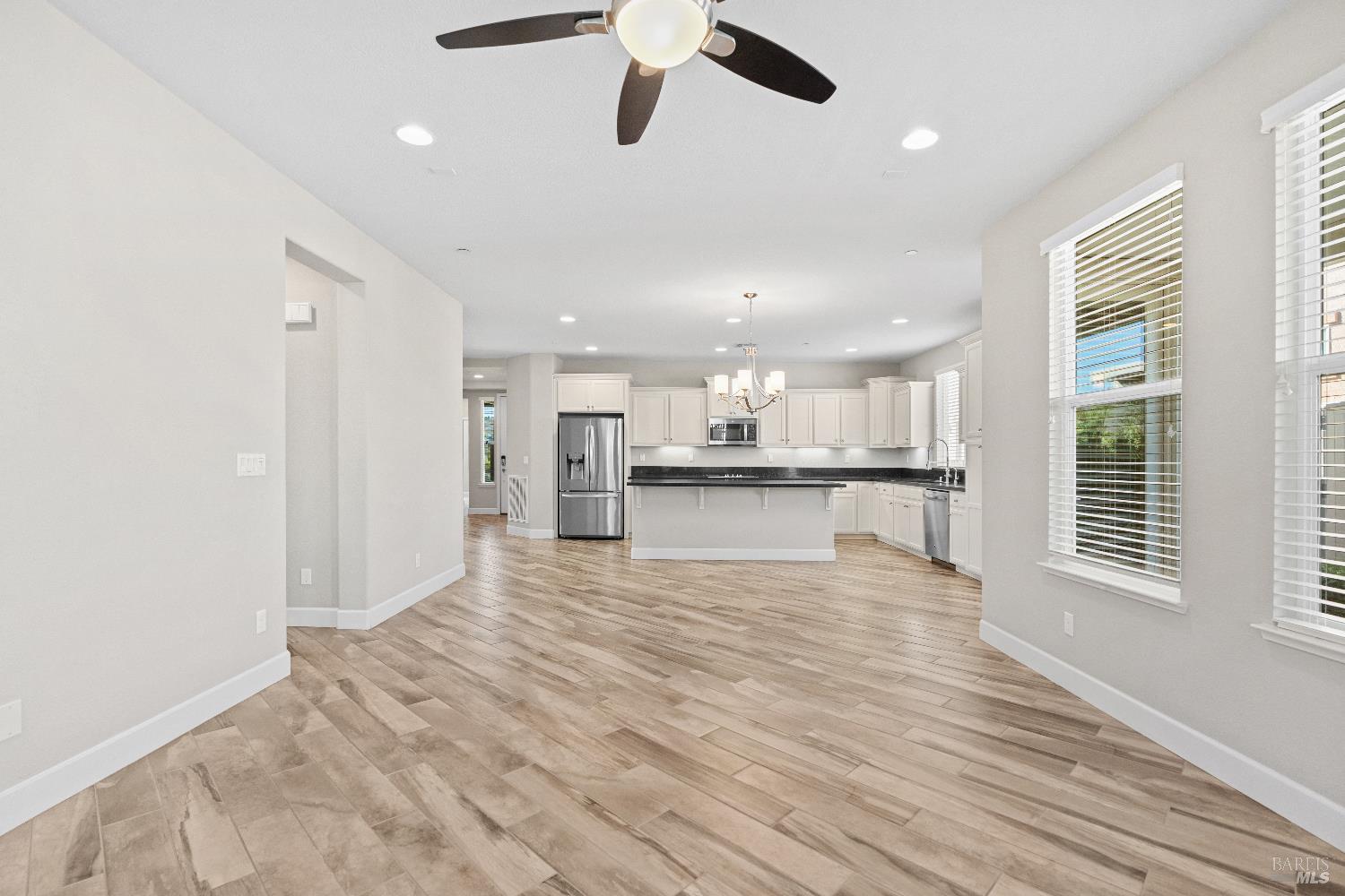 Detail Gallery Image 9 of 35 For 620 Hawk Ridge Dr, Rio Vista,  CA 94571 - 2 Beds | 2 Baths
