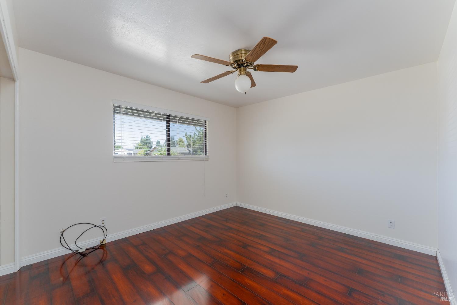 Detail Gallery Image 17 of 29 For 225 Zinfandel Dr, Ukiah,  CA 95482 - 3 Beds | 2 Baths