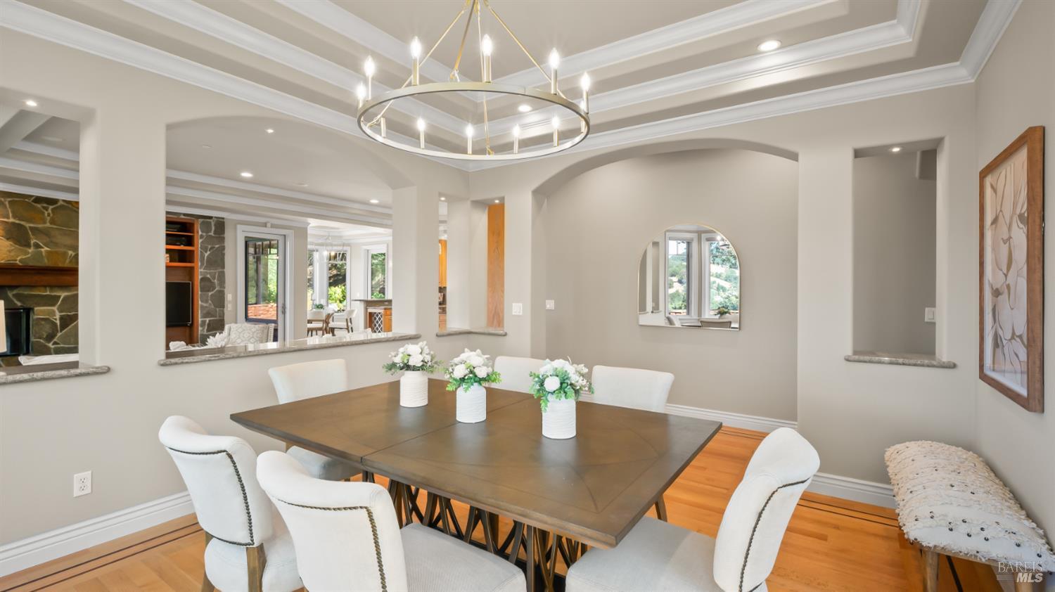 Detail Gallery Image 10 of 83 For 1 the Alameda Knls, San Anselmo,  CA 94960 - 5 Beds | 5/1 Baths