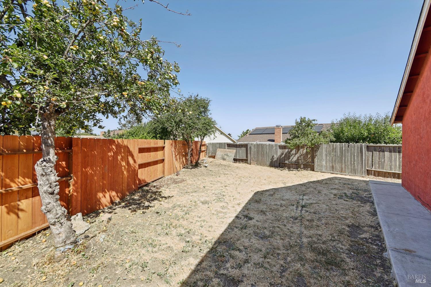 Detail Gallery Image 30 of 41 For 112 Lilac Ct, Vallejo,  CA 94589 - 3 Beds | 2 Baths