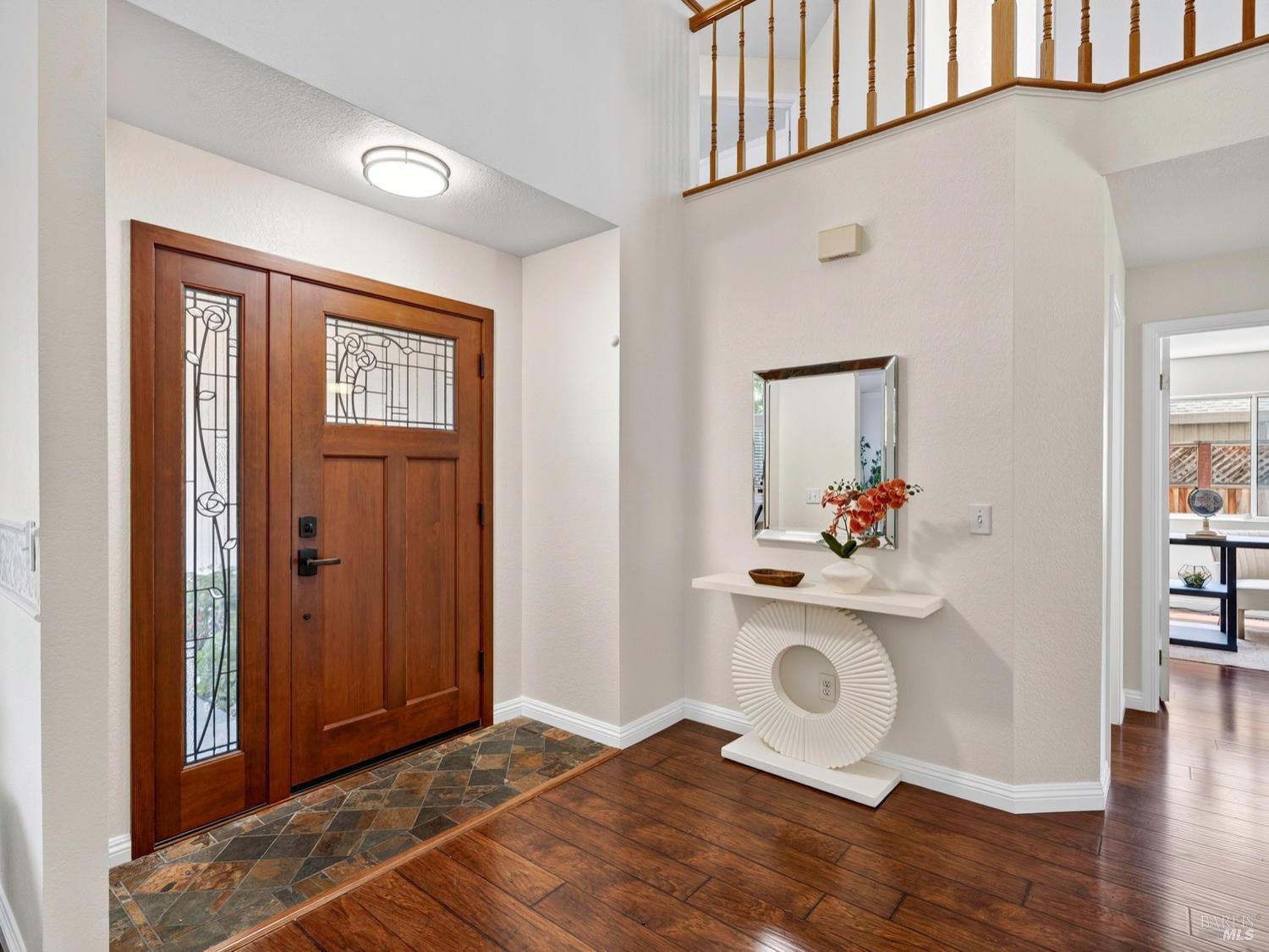 Detail Gallery Image 5 of 47 For 688 Natalie Dr, Windsor,  CA 95492 - 5 Beds | 3 Baths
