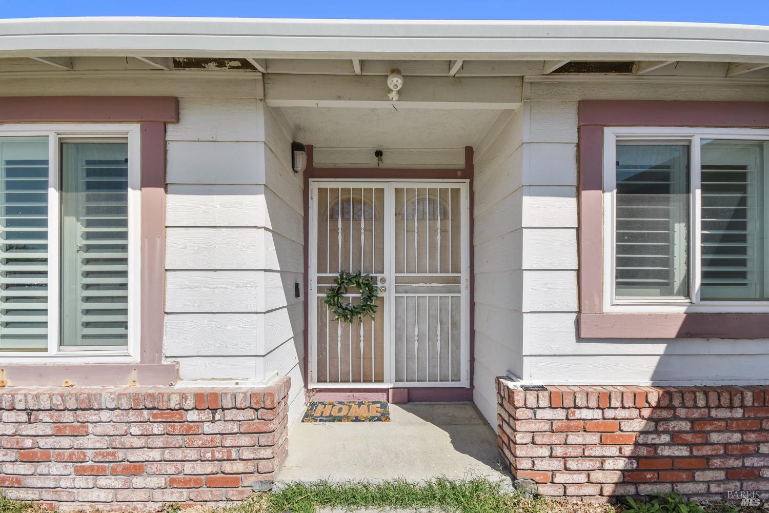 Detail Gallery Image 5 of 45 For 56 Terry Ln, Suisun City,  CA 94585 - 3 Beds | 2 Baths