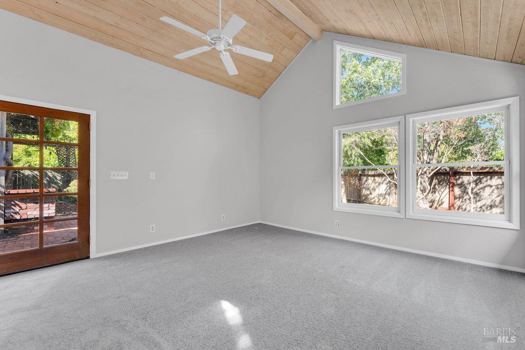 Detail Gallery Image 35 of 66 For 564 Willow Ct, Benicia,  CA 94510 - 2 Beds | 2 Baths