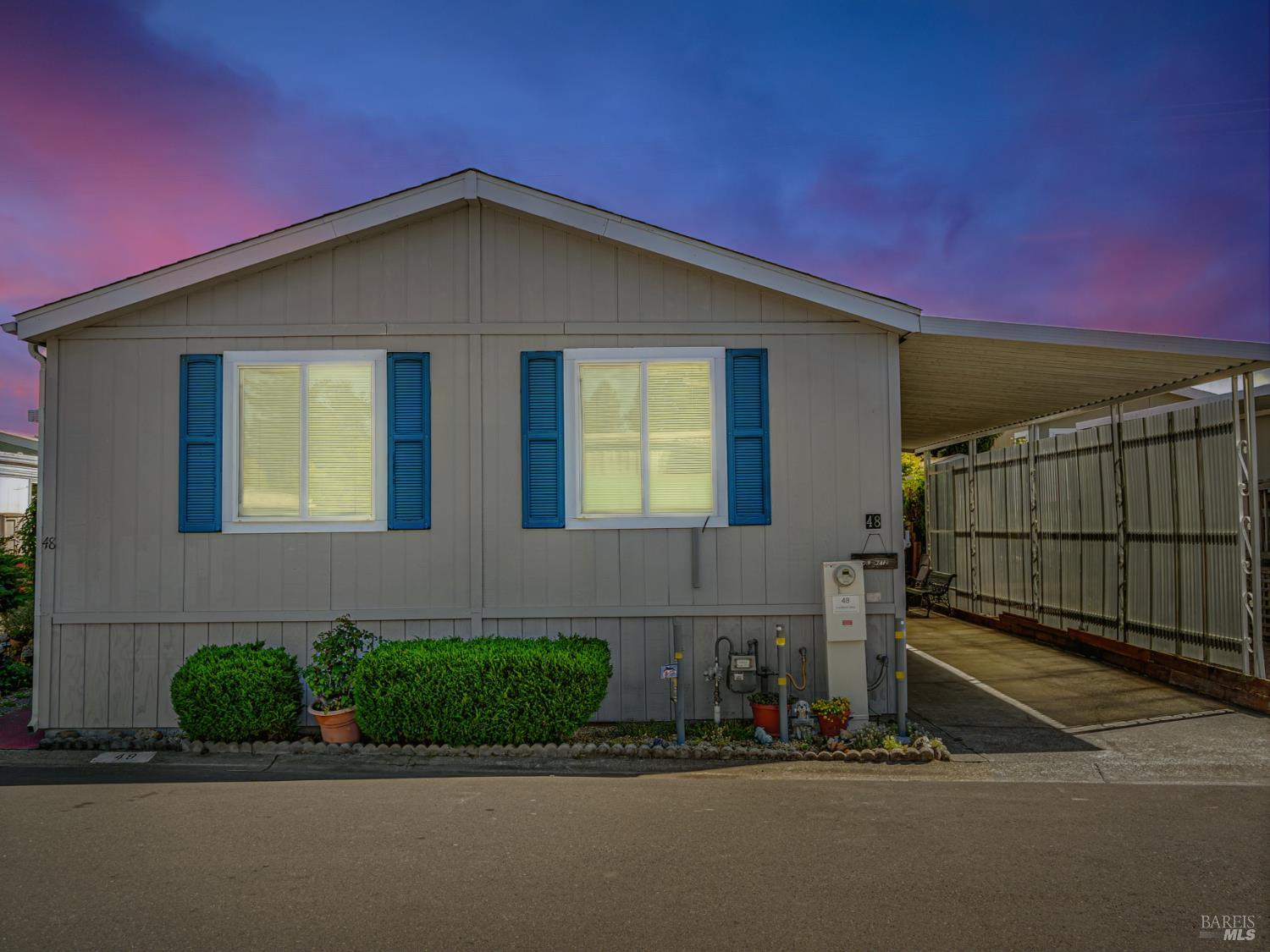 Detail Gallery Image 1 of 20 For 48 Cardinal Way, Santa Rosa,  CA 95409 - 2 Beds | 2 Baths