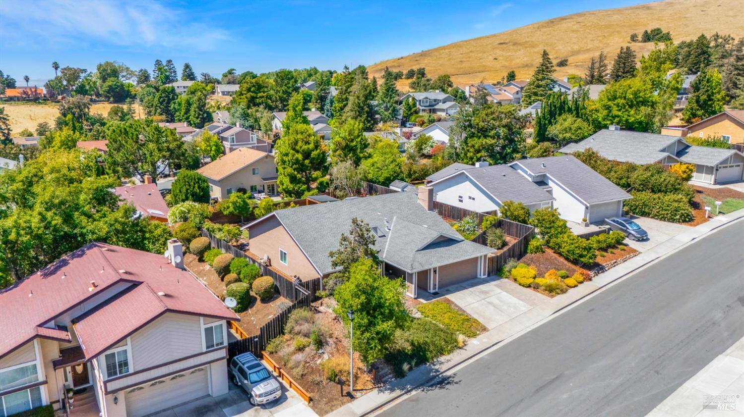 Detail Gallery Image 37 of 40 For 871 Hanlon Way, Benicia,  CA 94510 - 4 Beds | 2 Baths