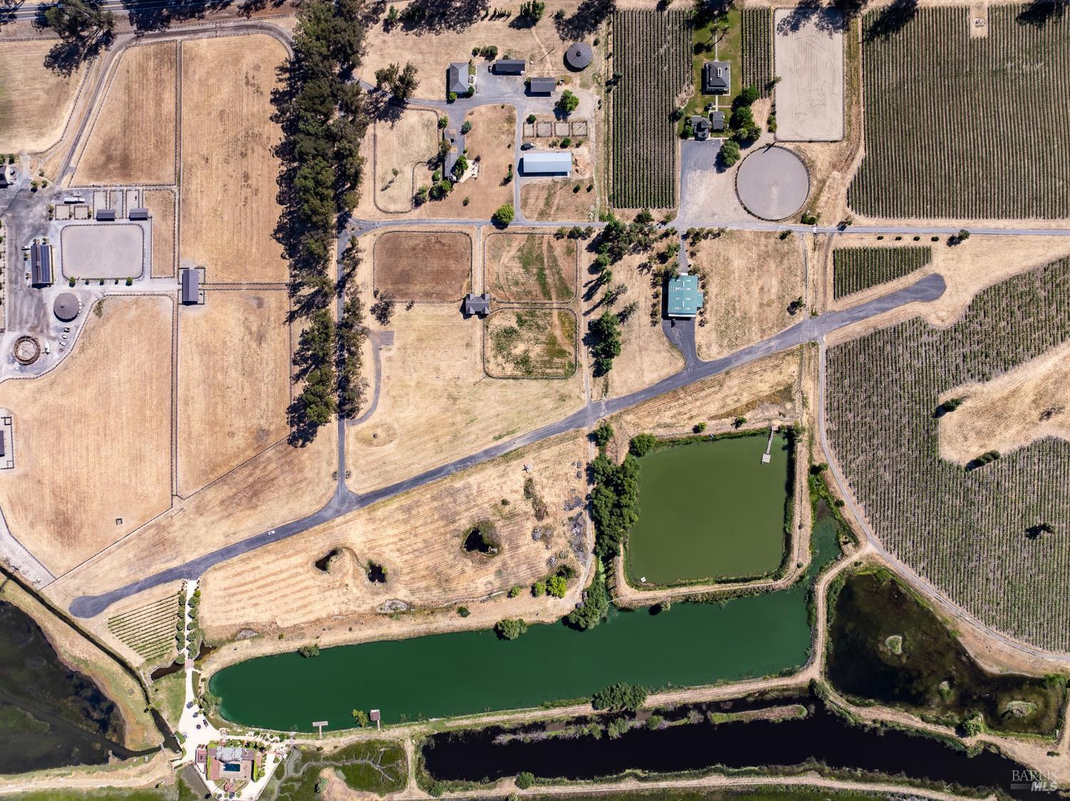 Detail Gallery Image 14 of 70 For 6614 Lakeville Hwy, Petaluma,  CA 94954 - 11 Beds | 15/1 Baths