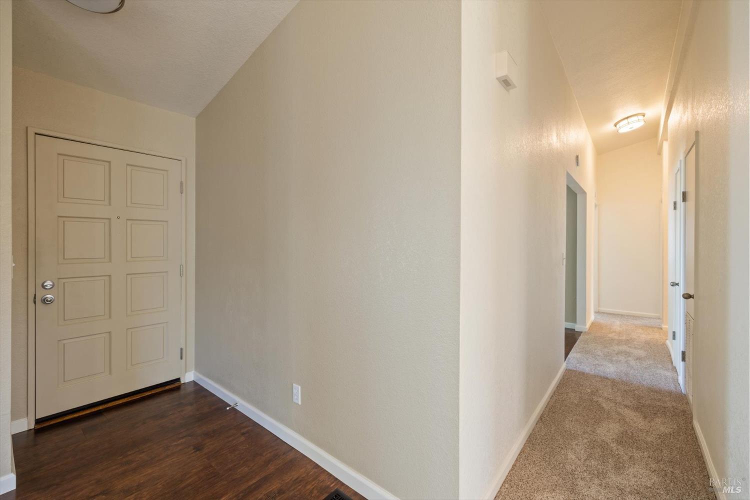 Detail Gallery Image 9 of 39 For 209 Shirley Ct 116, Napa,  CA 94558 - 2 Beds | 2 Baths