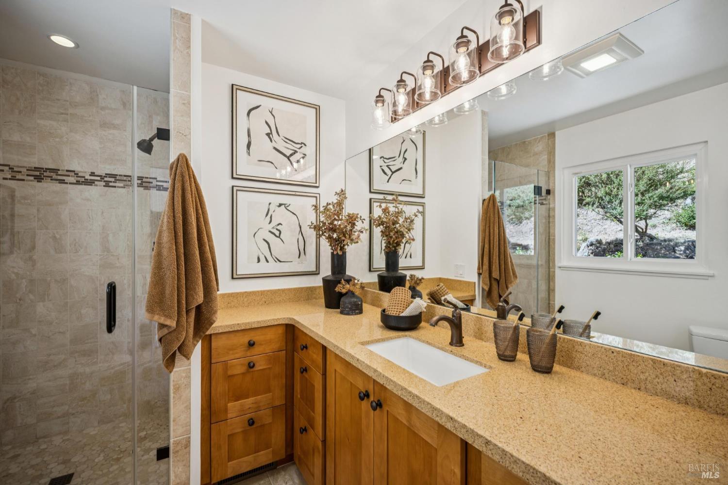 Detail Gallery Image 26 of 49 For 169 Kipling Dr, Mill Valley,  CA 94941 - 3 Beds | 2 Baths