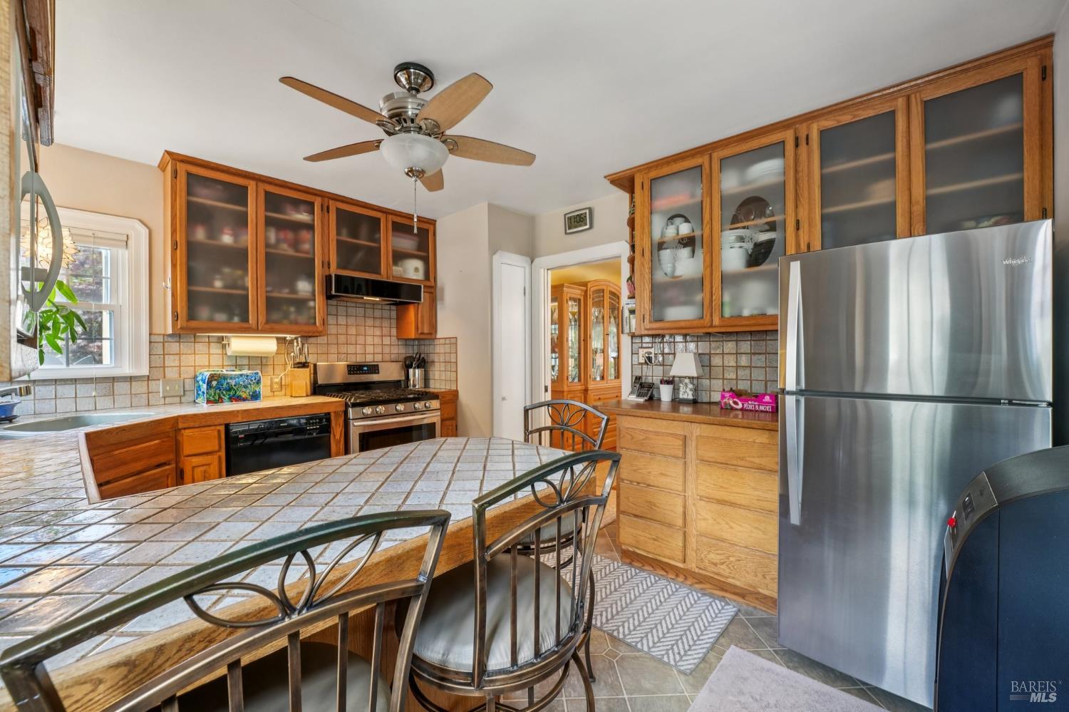 Detail Gallery Image 33 of 68 For 1072 Raymond Ave, Napa,  CA 94559 - 3 Beds | 1/1 Baths