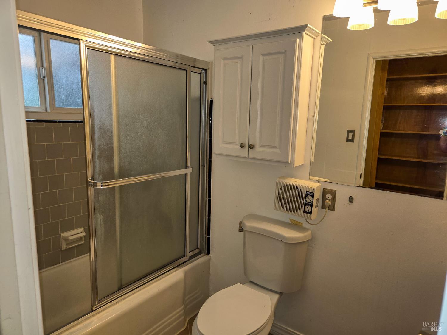 Detail Gallery Image 17 of 31 For 611 Hawthorne Ln, Willits,  CA 95490 - 2 Beds | 1 Baths