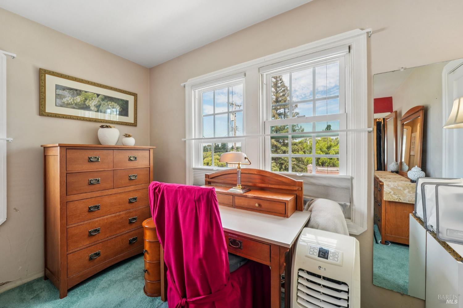 Detail Gallery Image 38 of 68 For 1072 Raymond Ave, Napa,  CA 94559 - 3 Beds | 1/1 Baths
