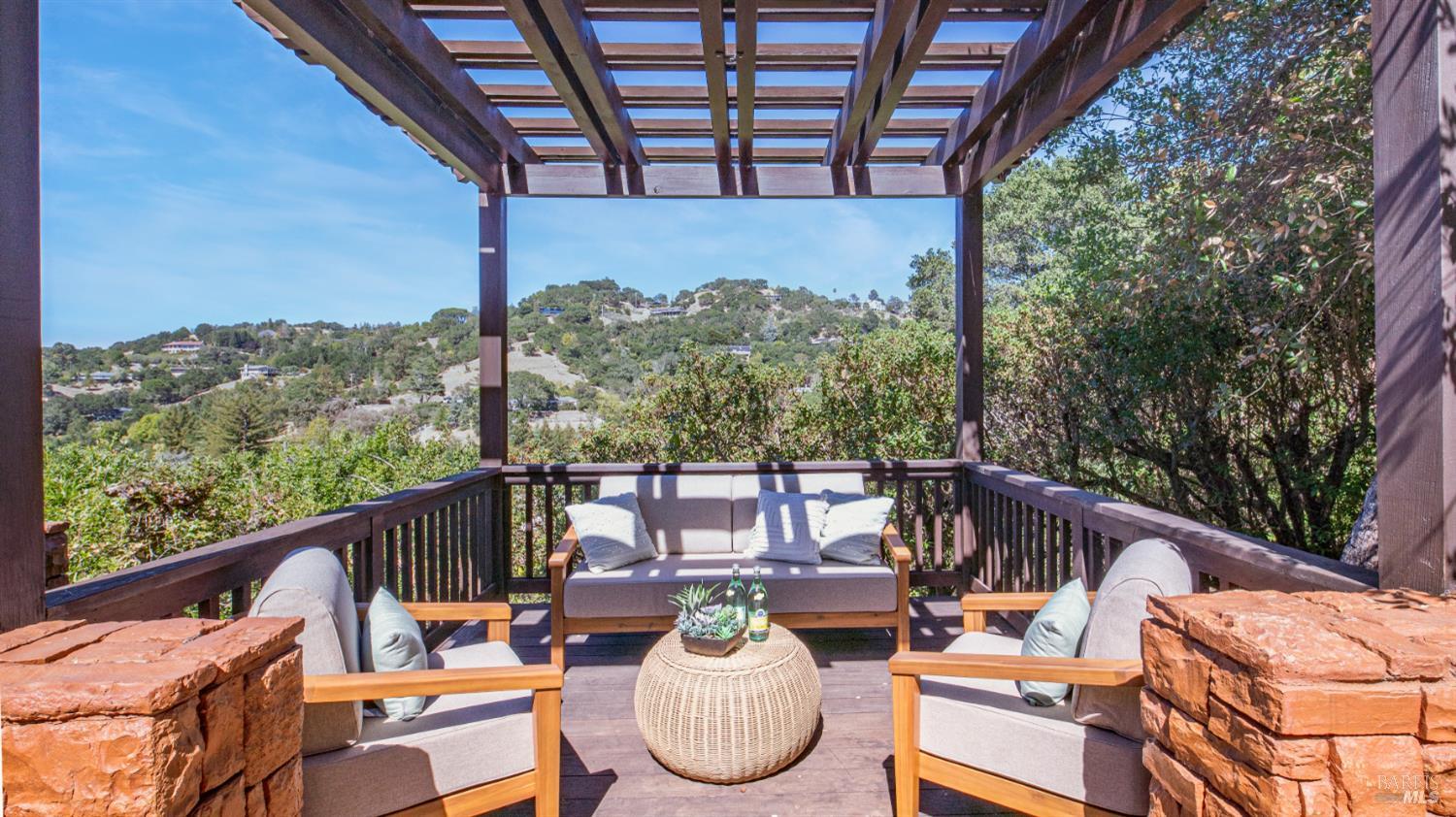 Detail Gallery Image 63 of 83 For 1 the Alameda Knls, San Anselmo,  CA 94960 - 5 Beds | 5/1 Baths