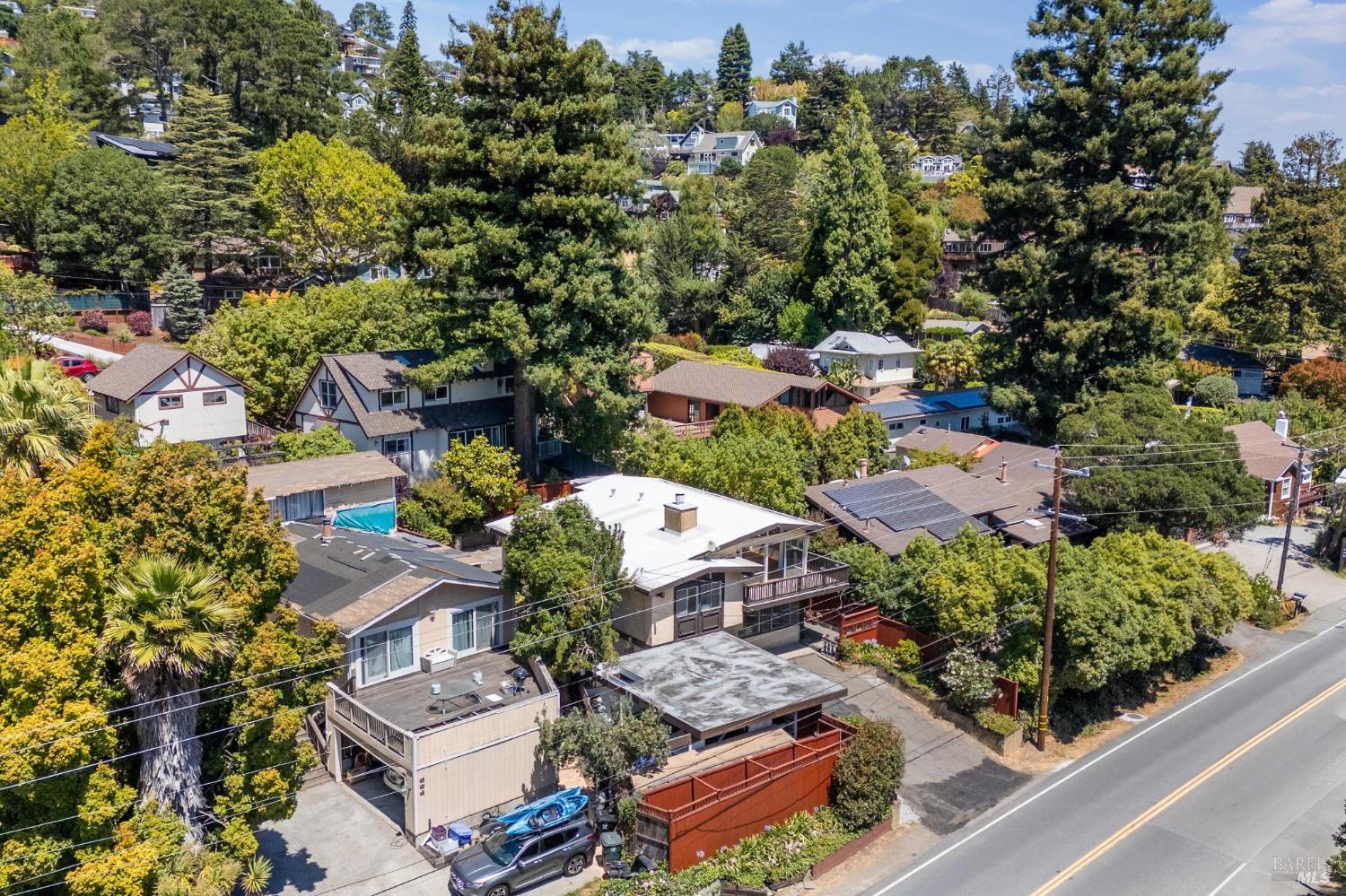 Detail Gallery Image 45 of 52 For 352 Shoreline Hwy, Mill Valley,  CA 94941 - 3 Beds | 2/1 Baths