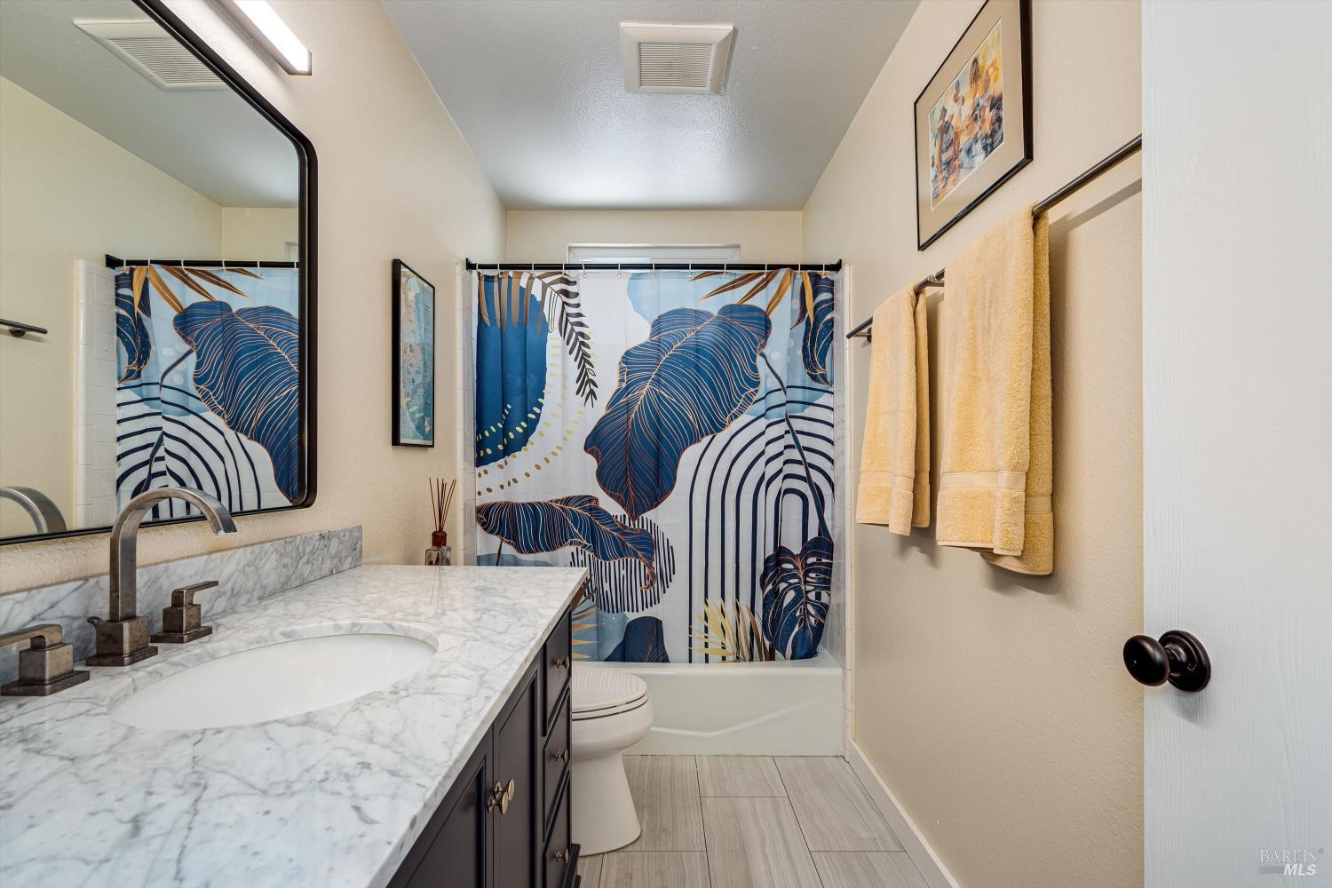 Detail Gallery Image 23 of 32 For 113 Sherwood Dr, Santa Rosa,  CA 95405 - 4 Beds | 2 Baths