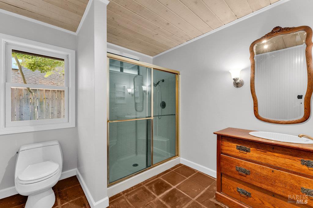 Detail Gallery Image 27 of 66 For 564 Willow Ct, Benicia,  CA 94510 - 2 Beds | 2 Baths